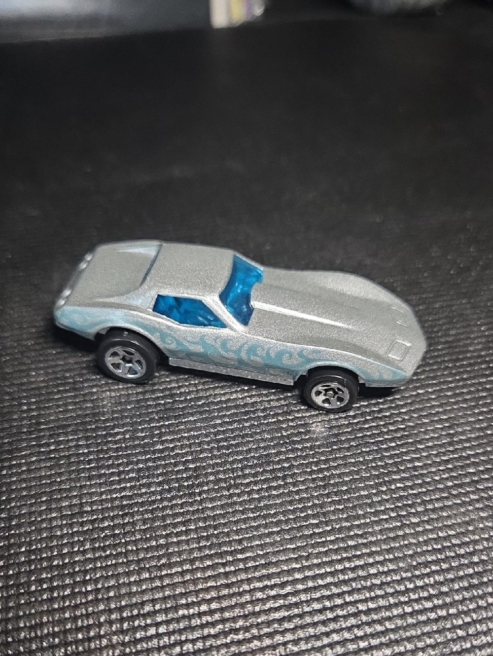 Hot Wheels 1975 Corvette Silver Stingray With Rare Light Blue Flames